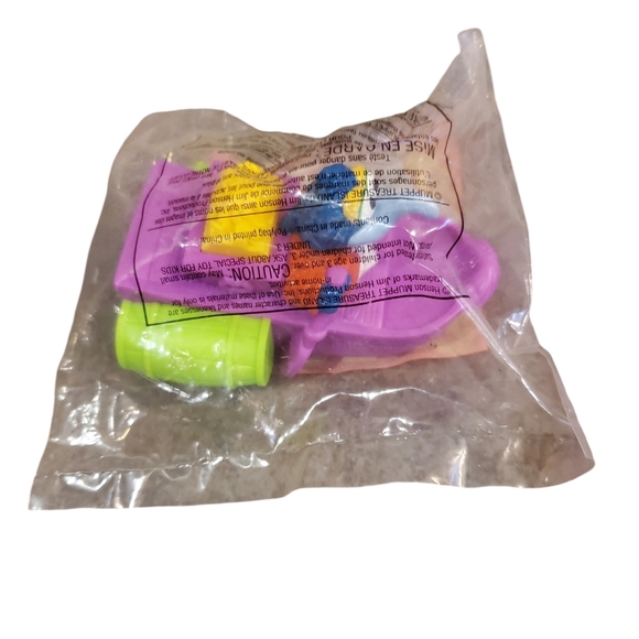 1995 Gonzo tub toy from McDonald's Happy Meal - Picture 2 of 2